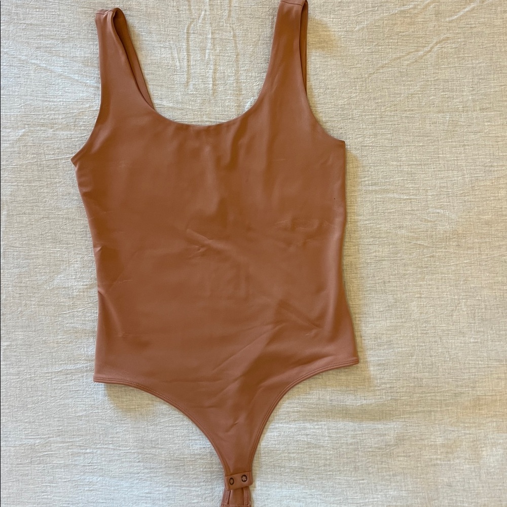Express body contour body suit size M